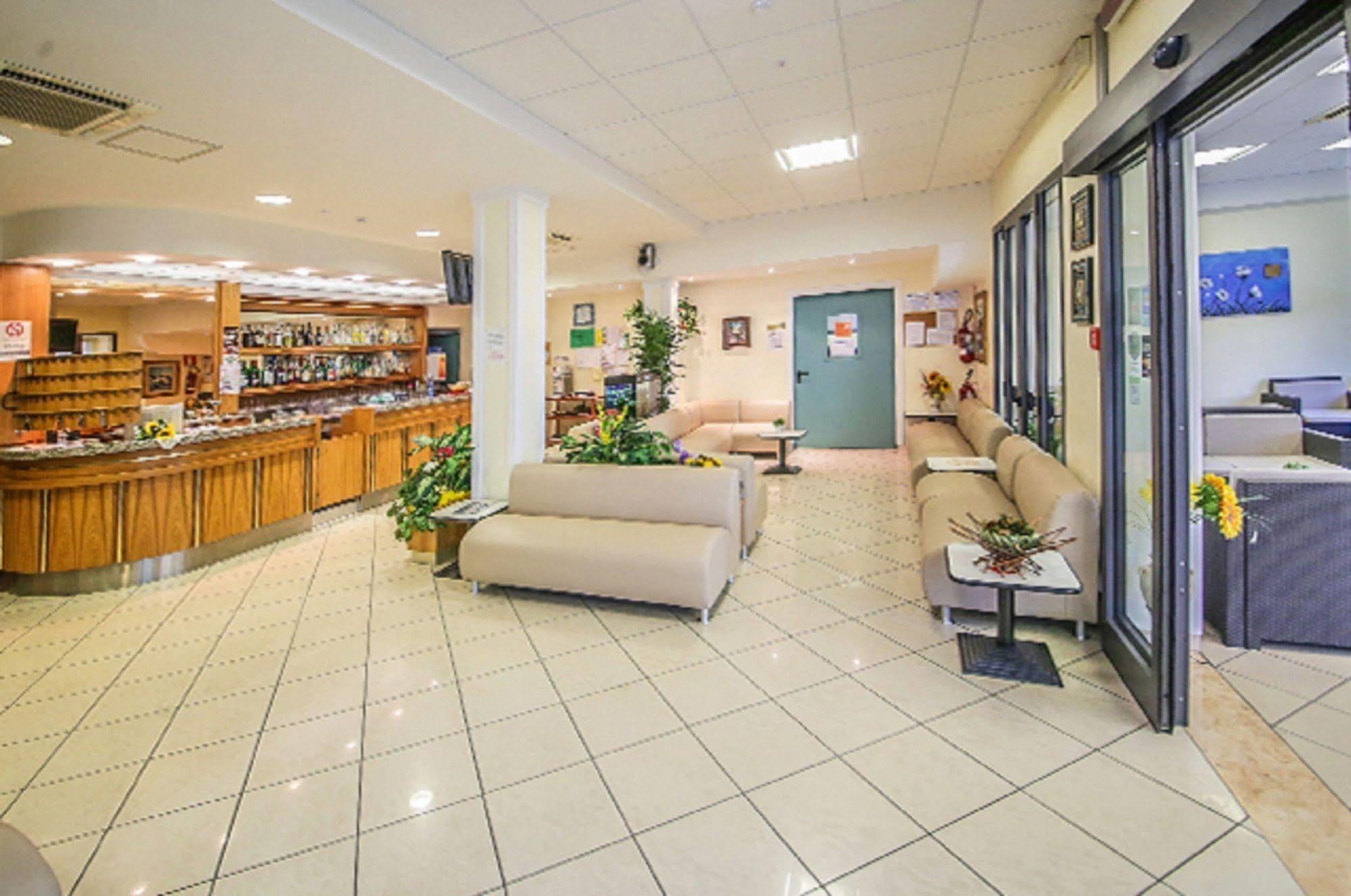Hotel Santa Martina Villamarina Zewnętrze zdjęcie