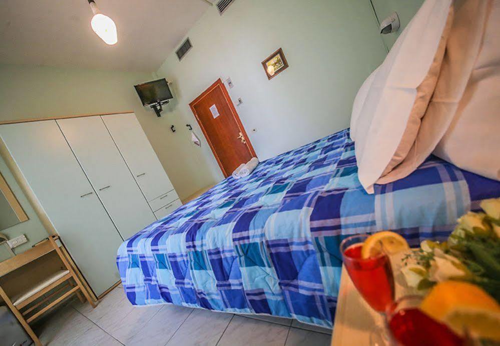 Hotel Santa Martina Villamarina Zewnętrze zdjęcie